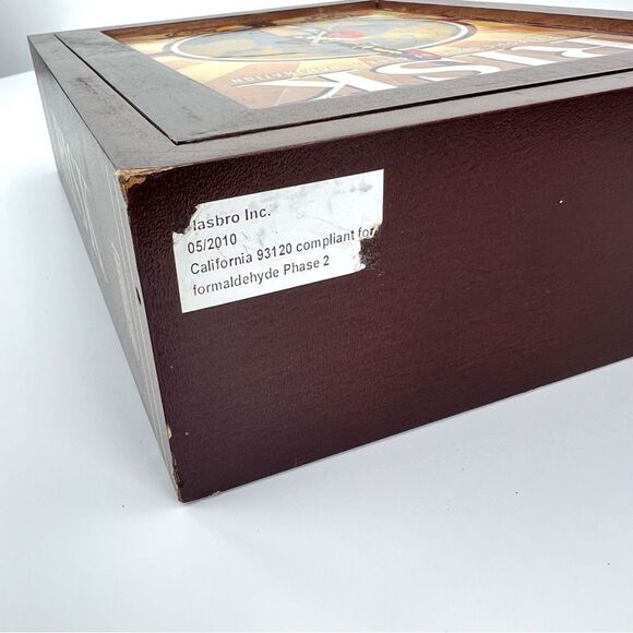 RISK Vintage Game Collection Edition Library Book Shelf Wood Box 2010 CO… - Picture 9 of 9